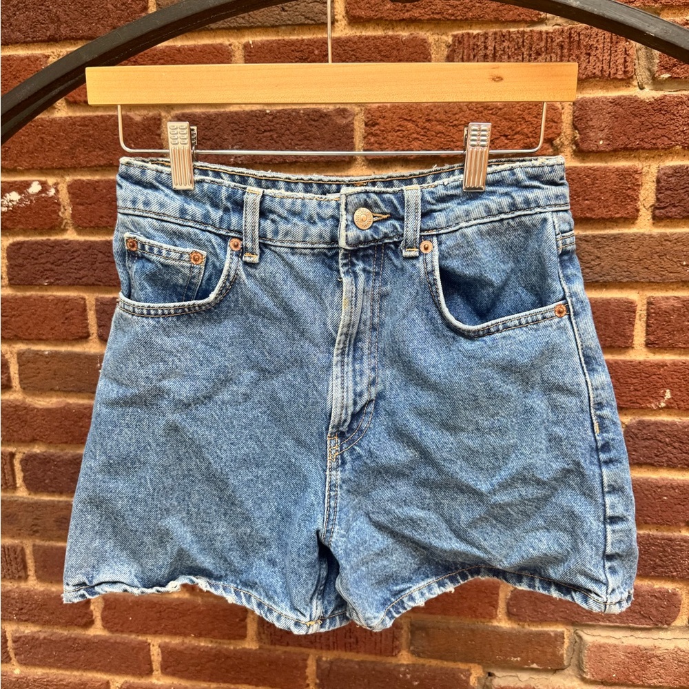 high-waisted zara jean shorts